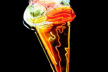 icecream neon light